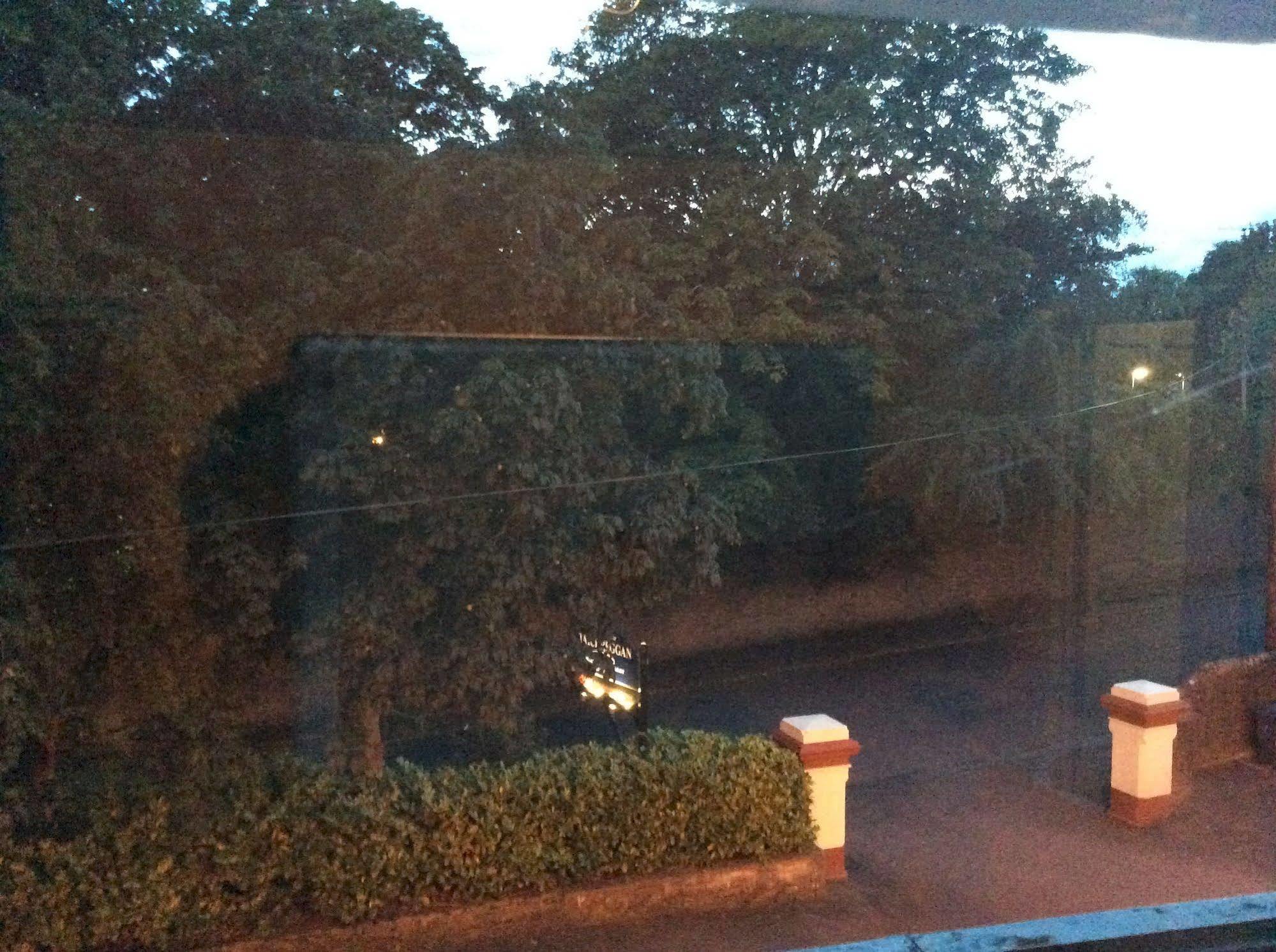 Taychreggan Hotel ダンディー エクステリア 写真